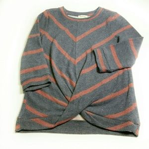 Monteau 3/4 Sleeve Crop Sweater Size Medium